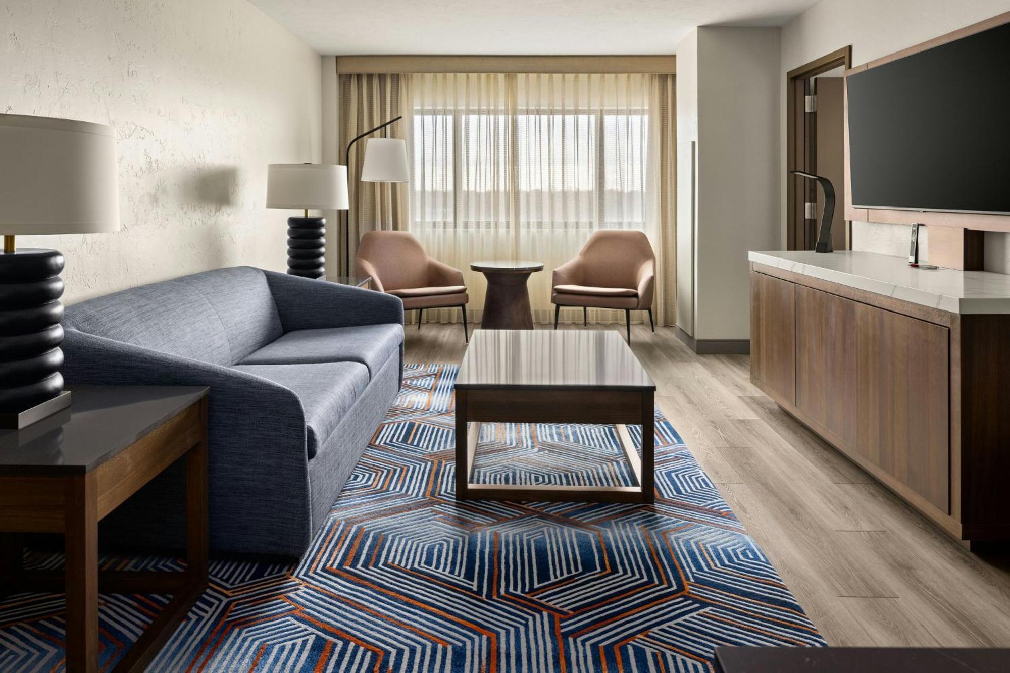 Oshkosh Marriott Waterfront Hotel & Convention Center ภายนอก รูปภาพ