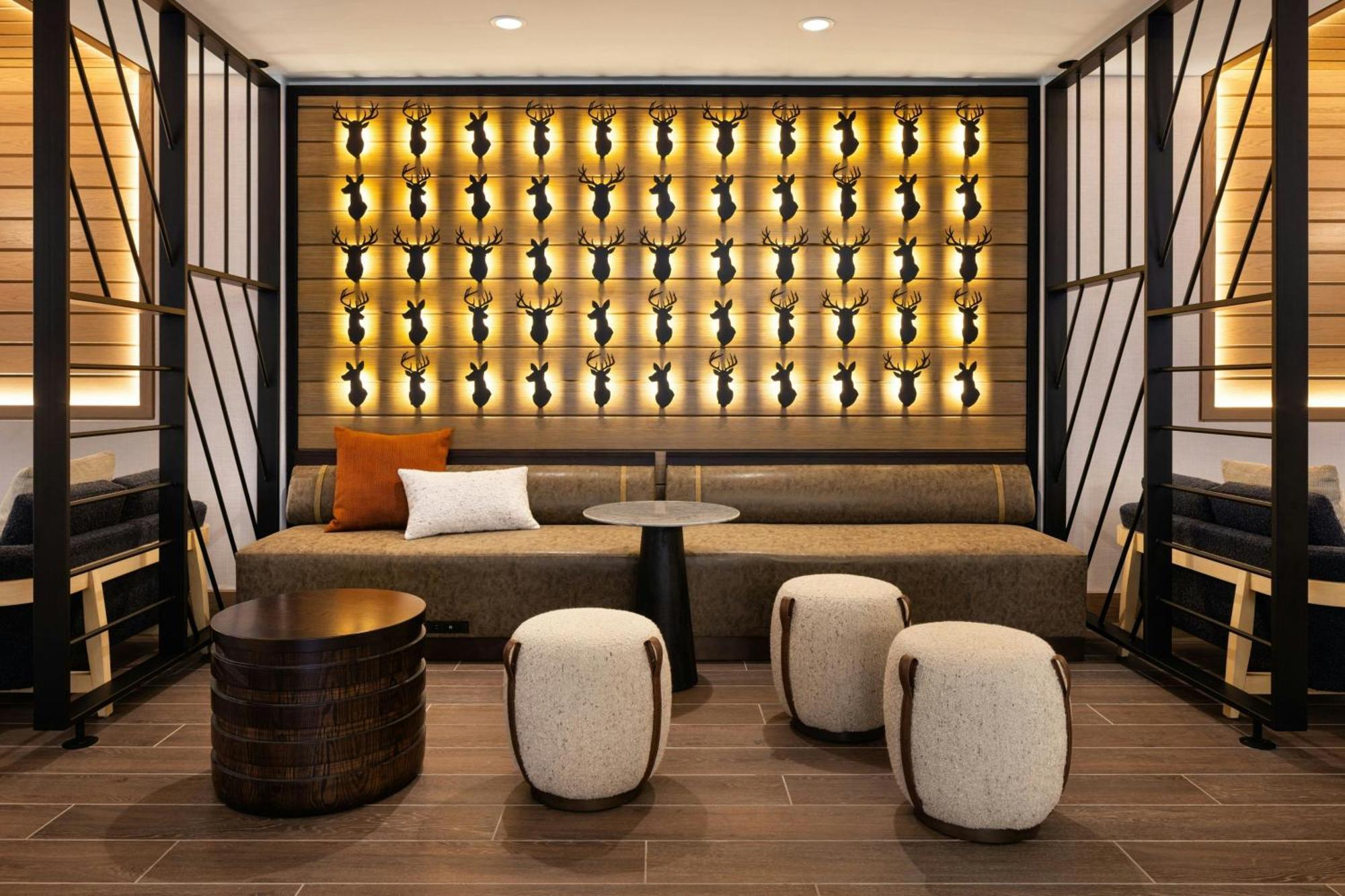 Oshkosh Marriott Waterfront Hotel & Convention Center ภายนอก รูปภาพ